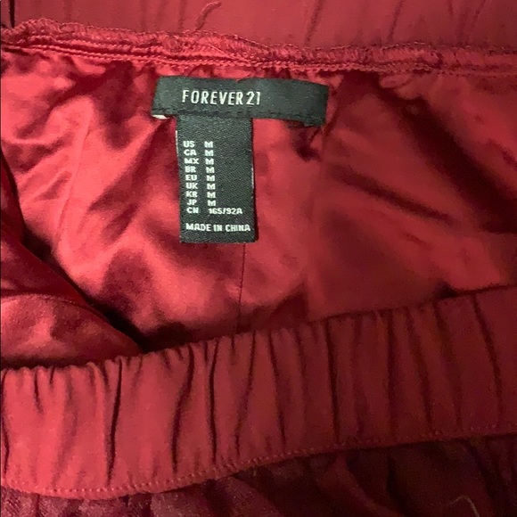 Skirt - Picture 2 of 3